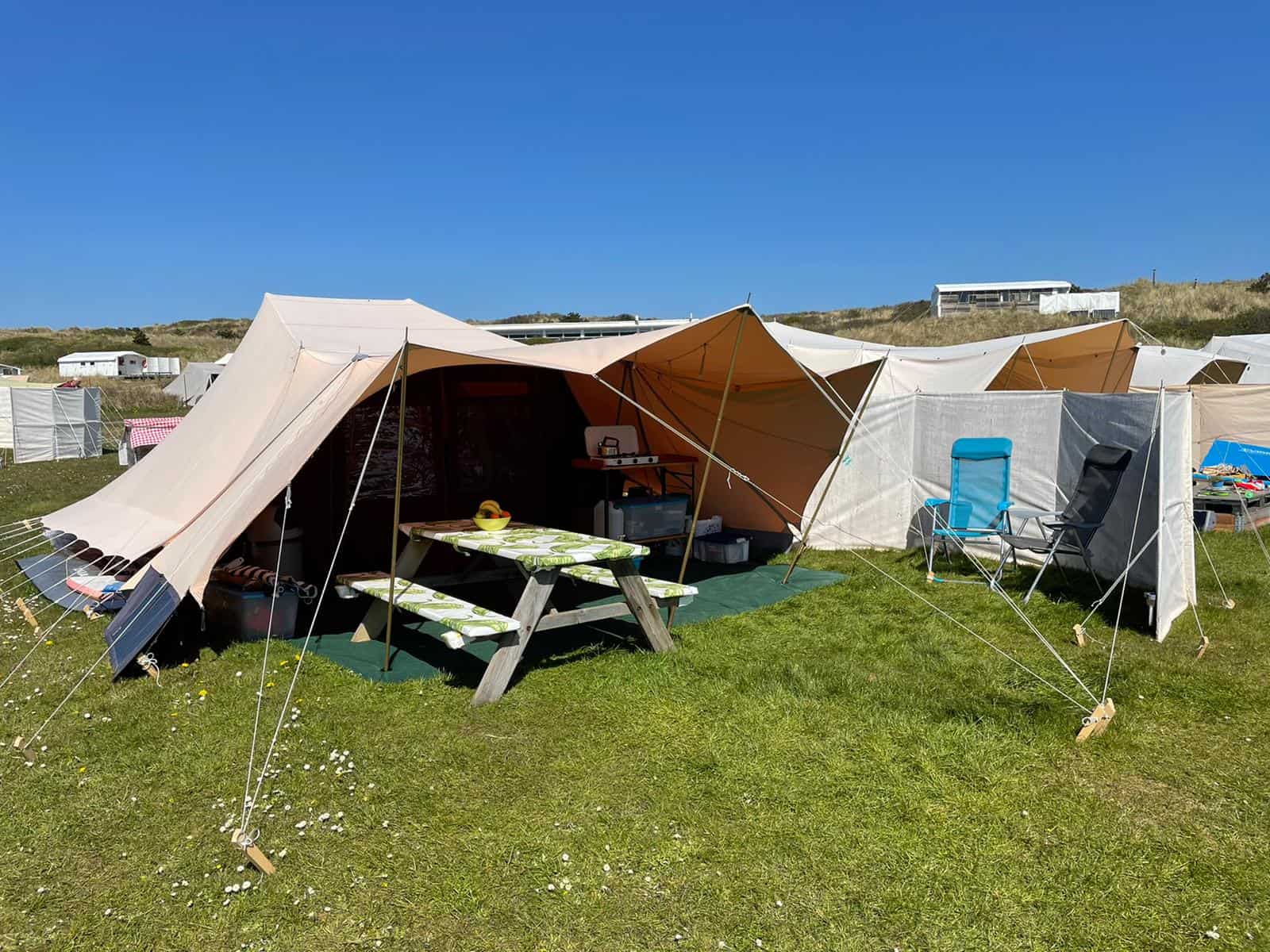 overzichtsfoto tent 2021